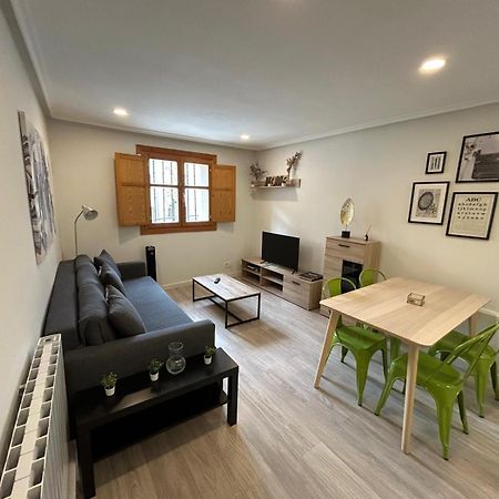 Apartamento Con Encanto En Casco Historico De Burgo エクステリア 写真