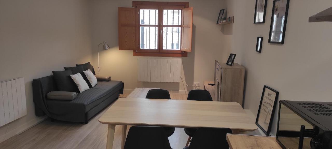 Apartamento Con Encanto En Casco Historico De Burgo エクステリア 写真