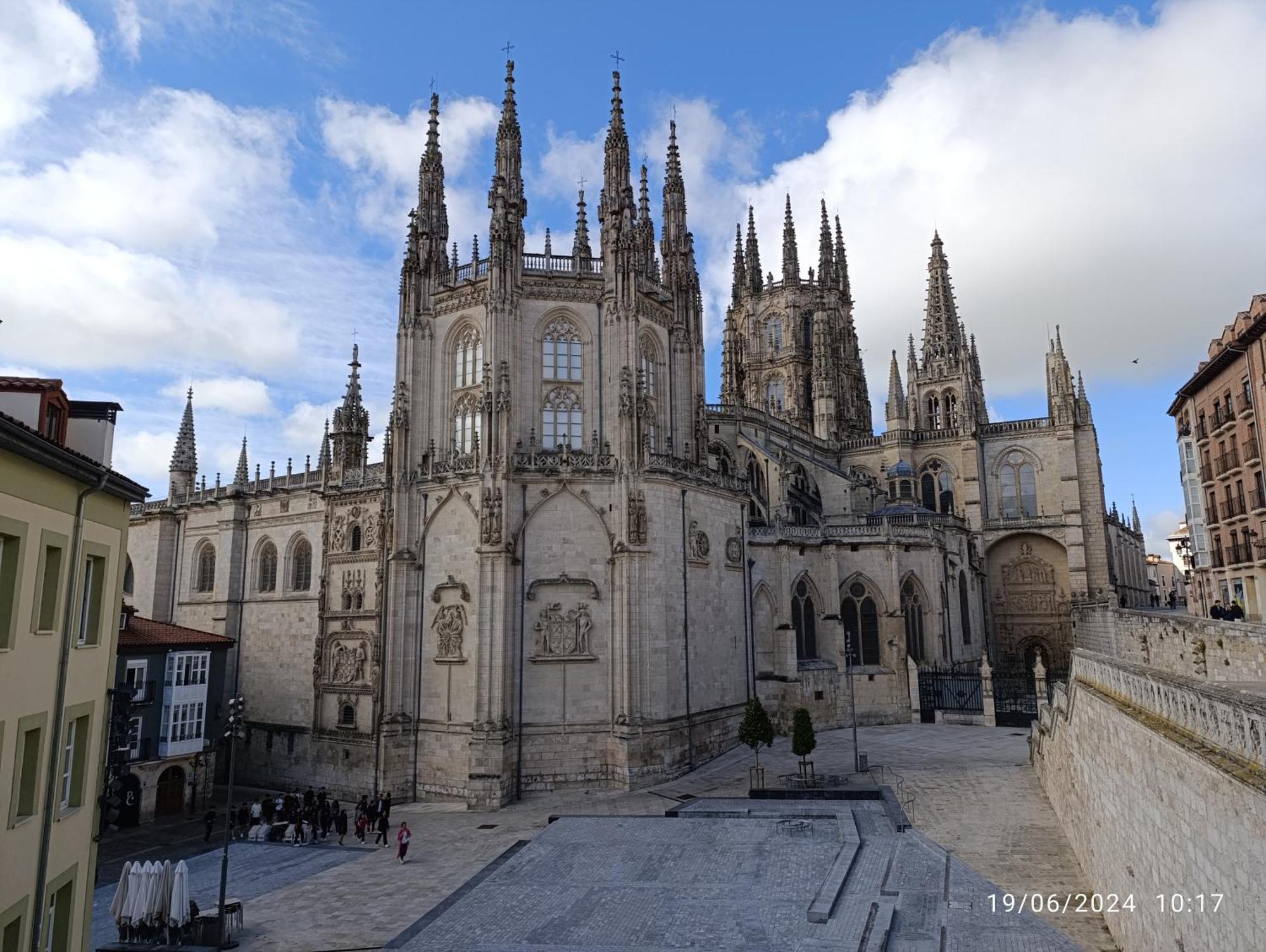 Apartamento Con Encanto En Casco Historico De Burgo エクステリア 写真
